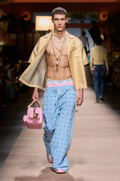 Look 36